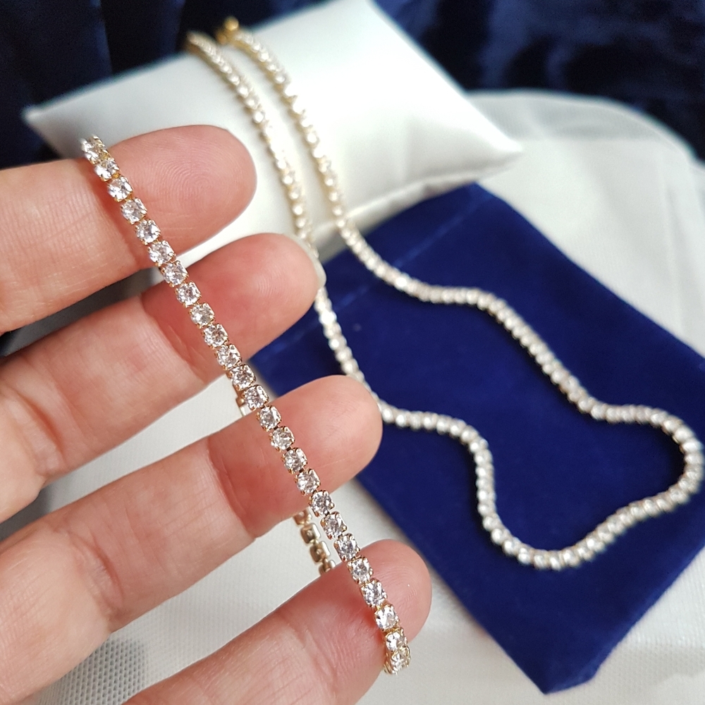 Swarovski Elements 18Gold Plated Delicate Tennis Bracelet NEW - Picture 13 of 17